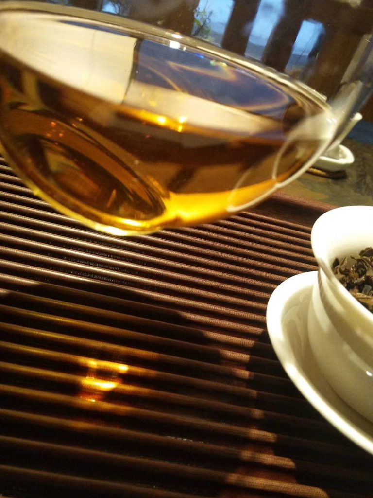 我有一杯茶足矣慰风尘